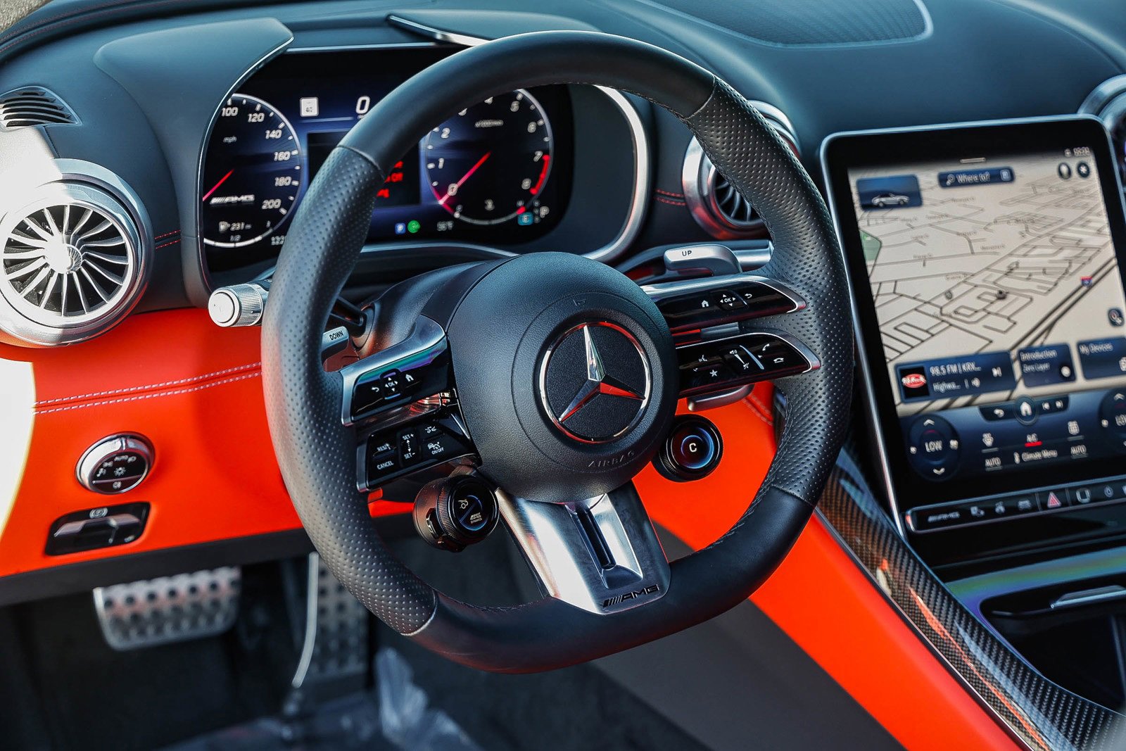 Certified 2022 Mercedes-Benz SL 55 AMG 4MATIC image 19