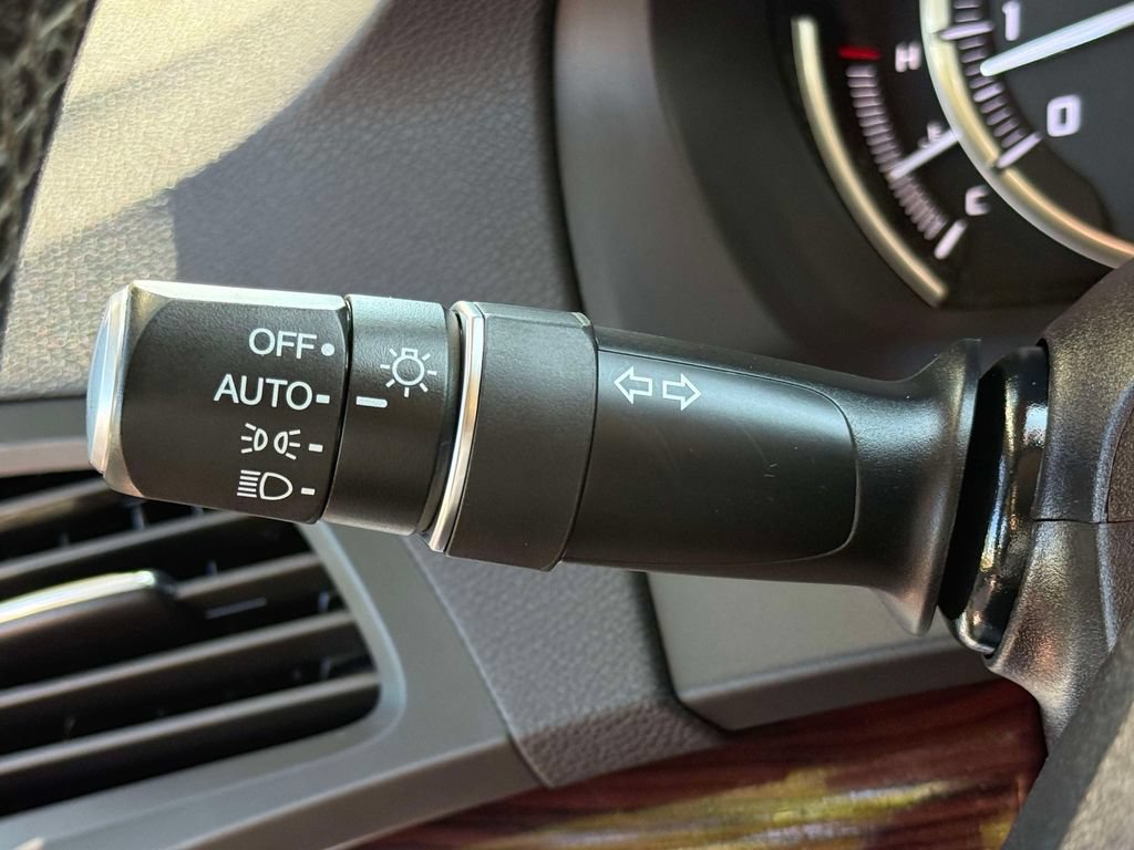 Used 2015 Acura MDX SH-AWD w/ Technology Package image 28