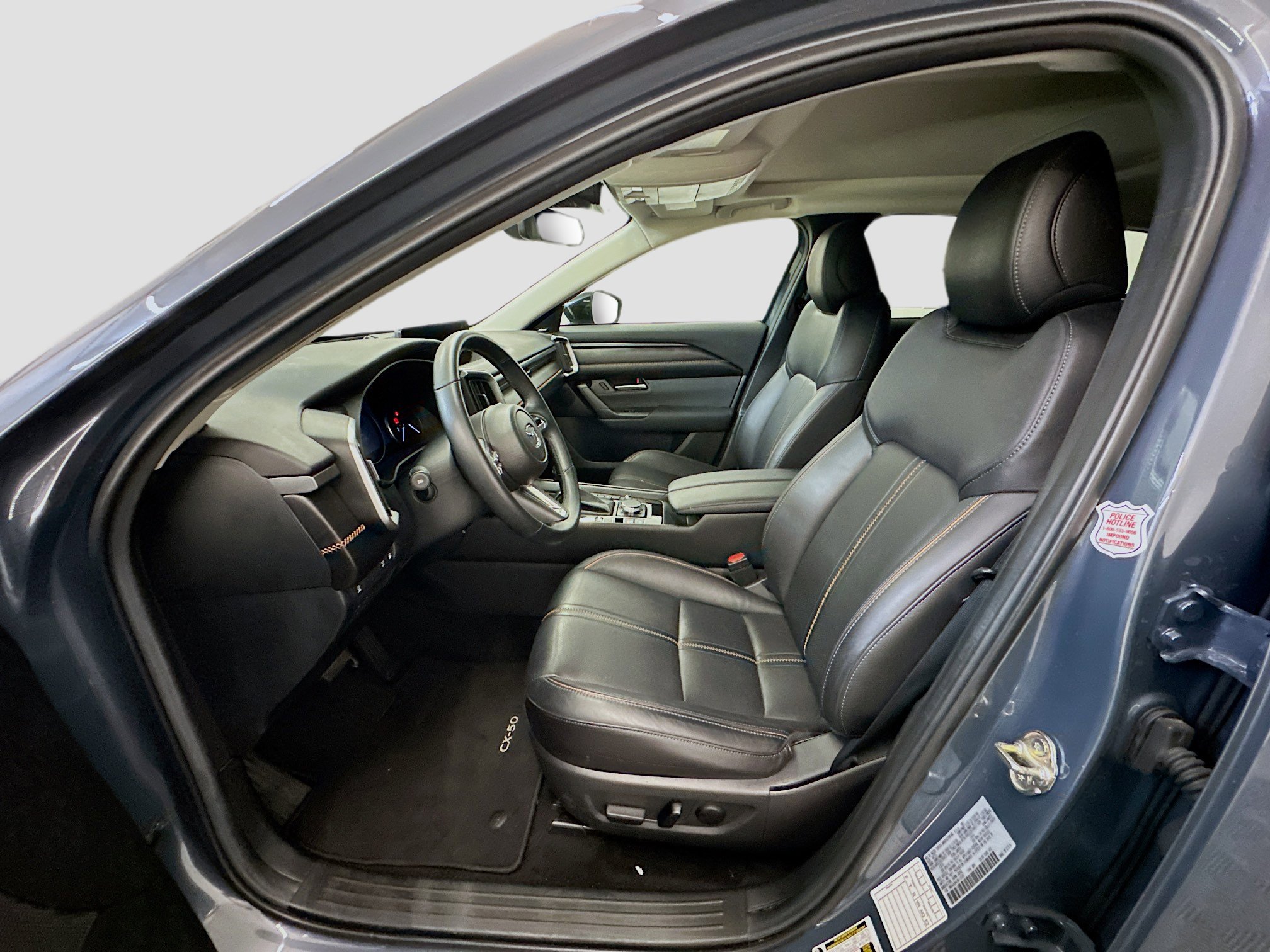 Used 2025 MAZDA CX-50 AWD 2.5 Hybrid w/ Premium Pkg image 13