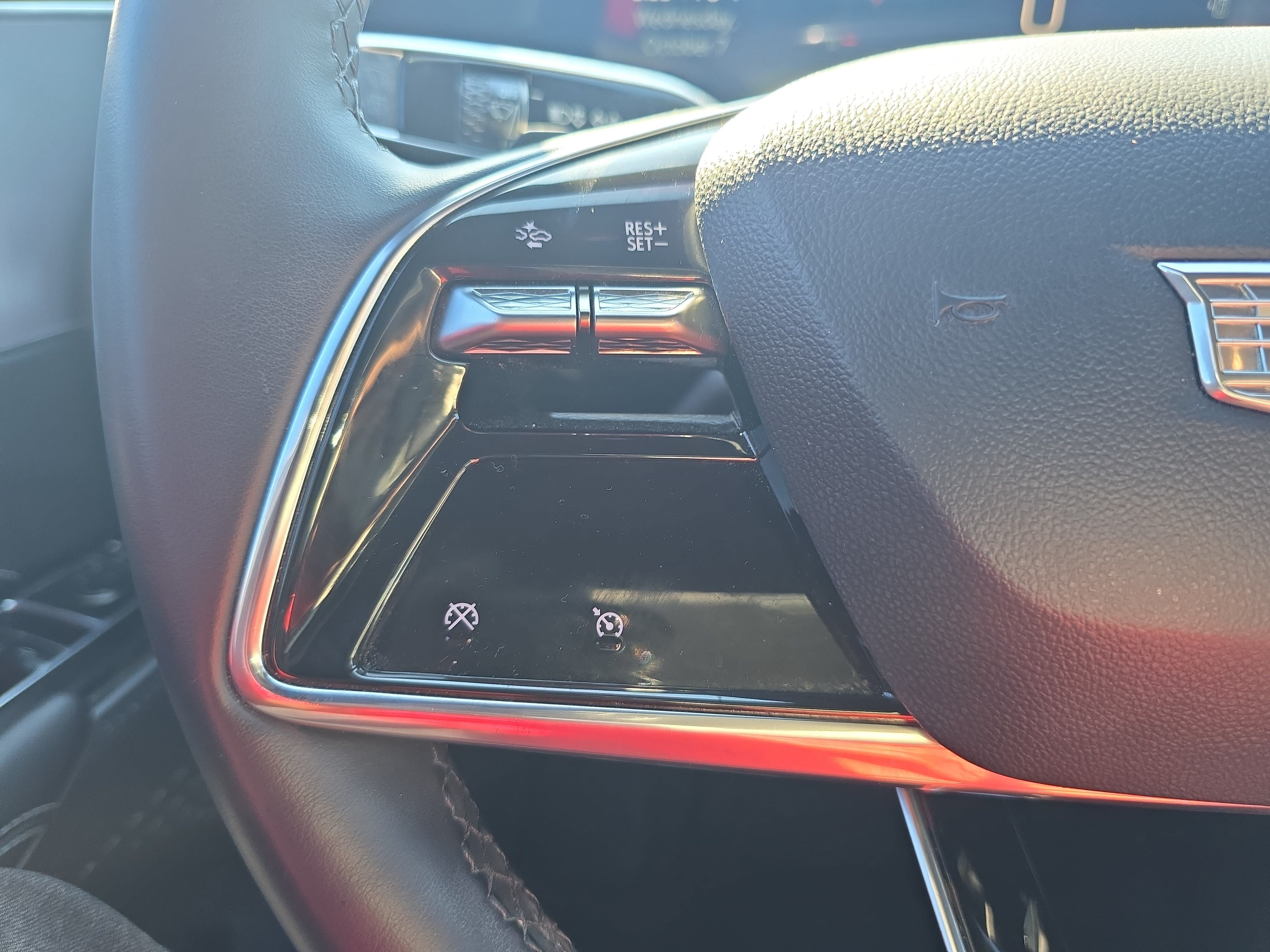Certified 2024 Cadillac Lyriq Tech RWD image 16