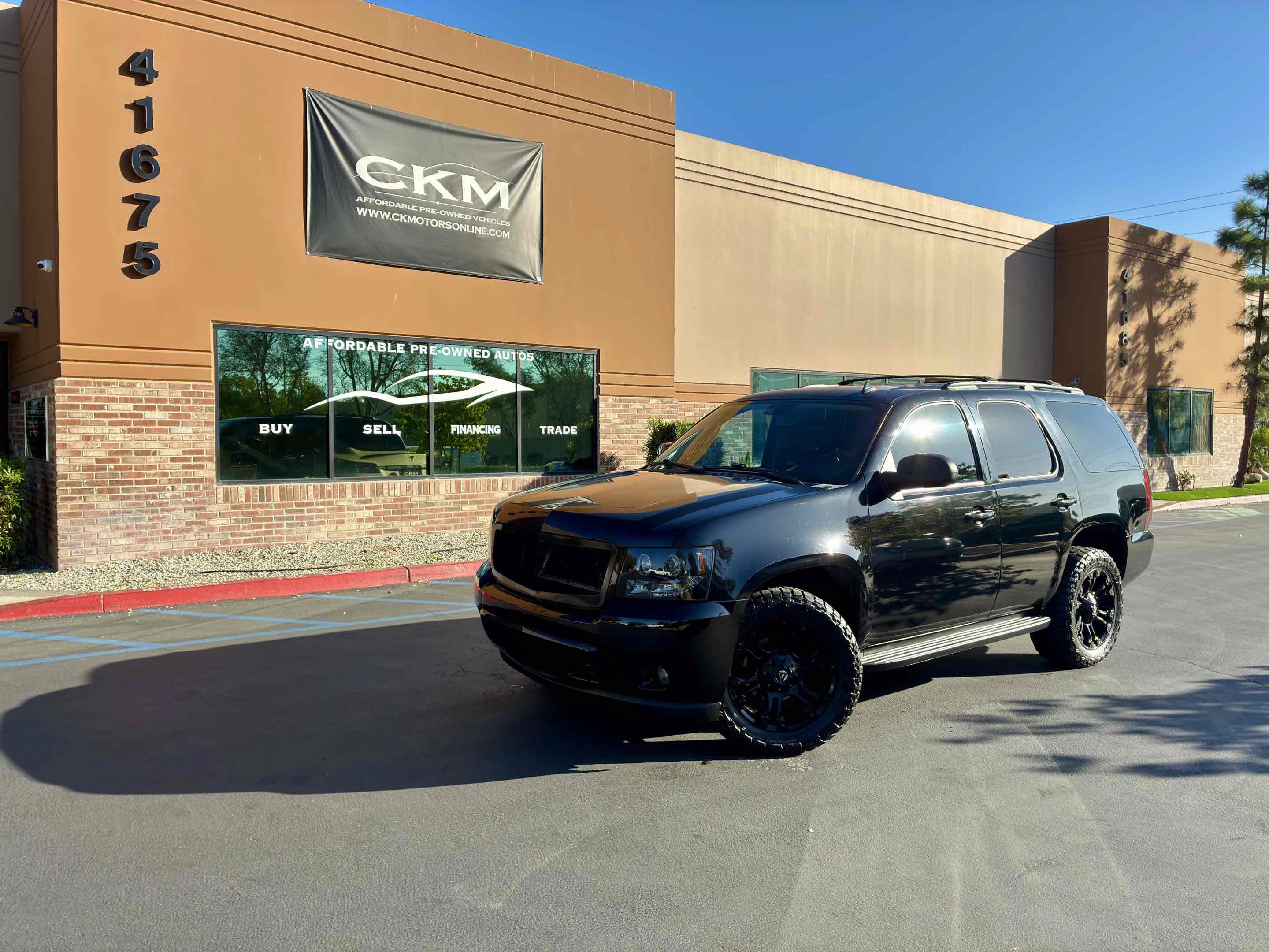 Used 2012 Chevrolet Tahoe LT AWD/4WD image 2