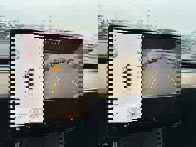 Used 2021 Tesla Model Y Performance image 8