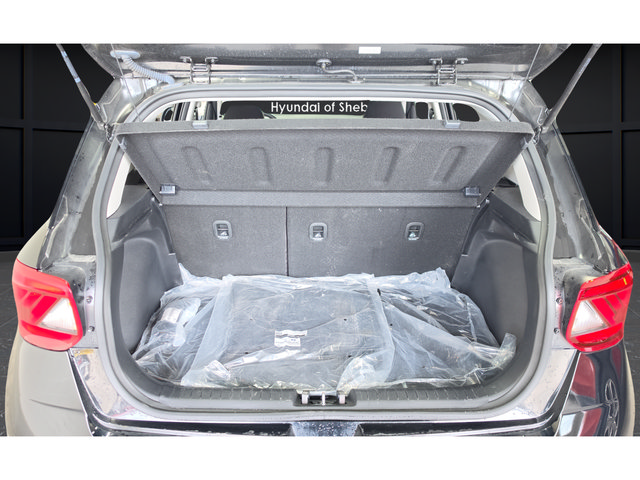 Certified 2025 Hyundai Venue SEL FWD image 26
