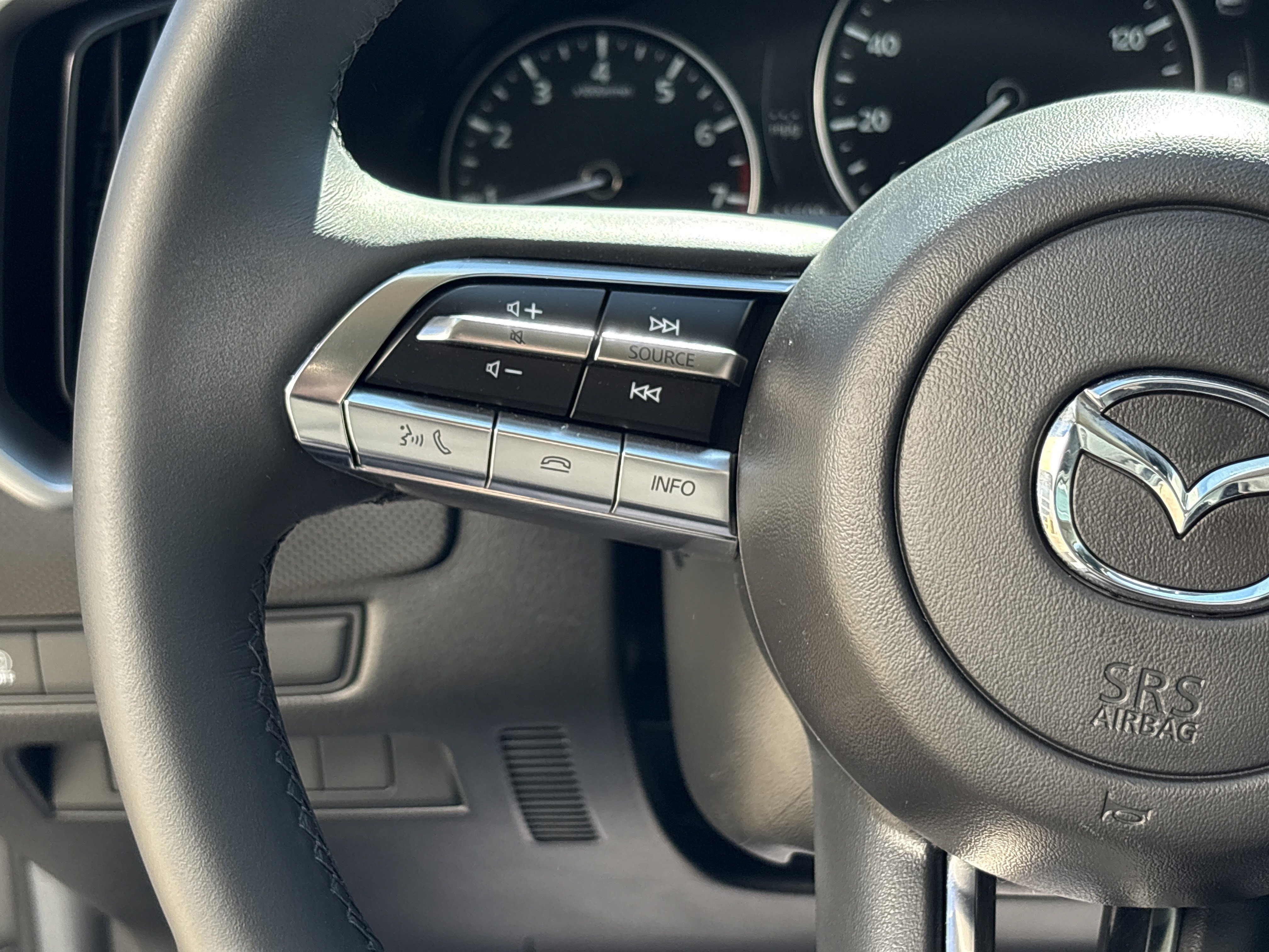 Used 2025 MAZDA CX-50 AWD 2.5 S w/ Weather Package image 19