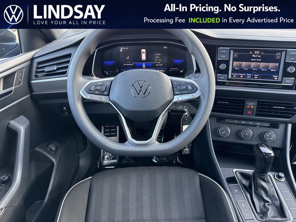 Used 2023 Volkswagen Jetta Sport image 13