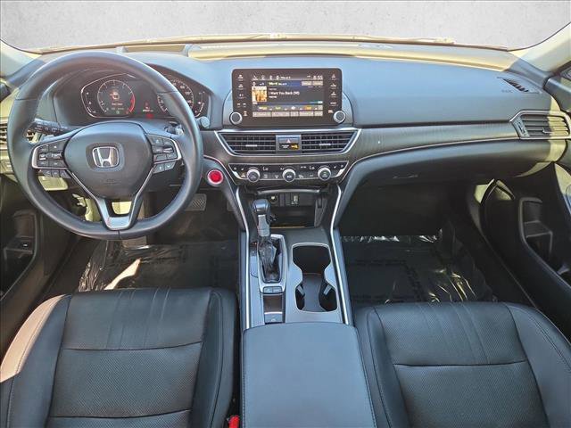 Used 2018 Honda Accord Touring image 19