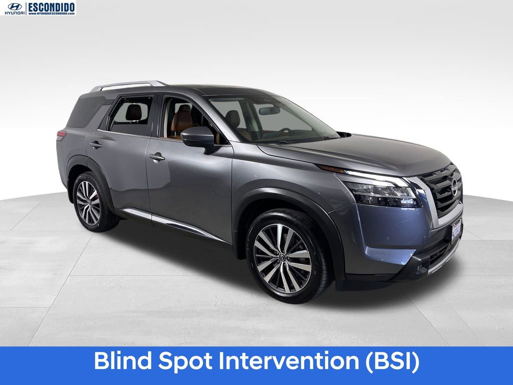 Used 2022 Nissan Pathfinder Platinum w/ Cargo Package image 7