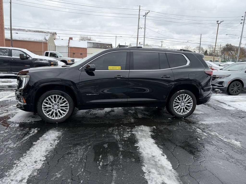 Used 2024 GMC Acadia Denali w/ Super Cruise Package image 4