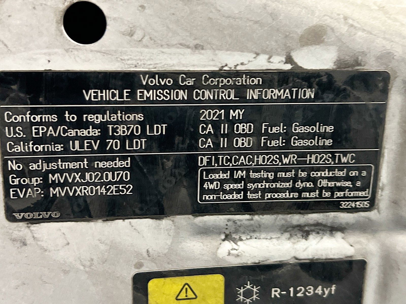 Used 2021 Volvo XC60 T5 Momentum w/ Protection Package Premier image 25