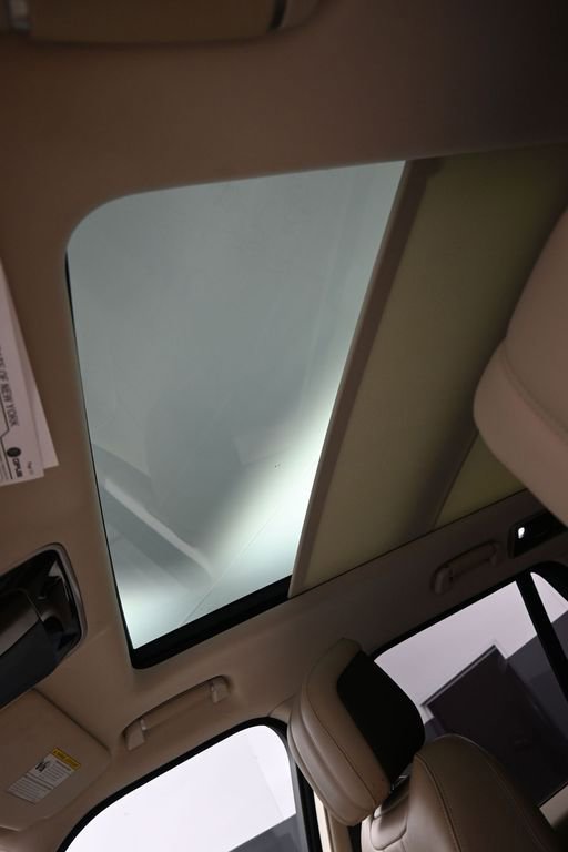 Used 2019 Land Rover Range Rover HSE image 22