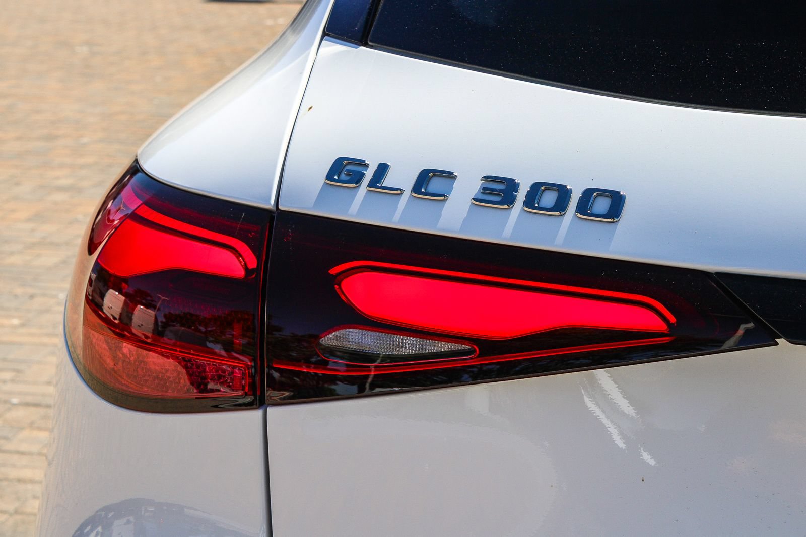 Certified 2024 Mercedes-Benz GLC 300 4MATIC image 11