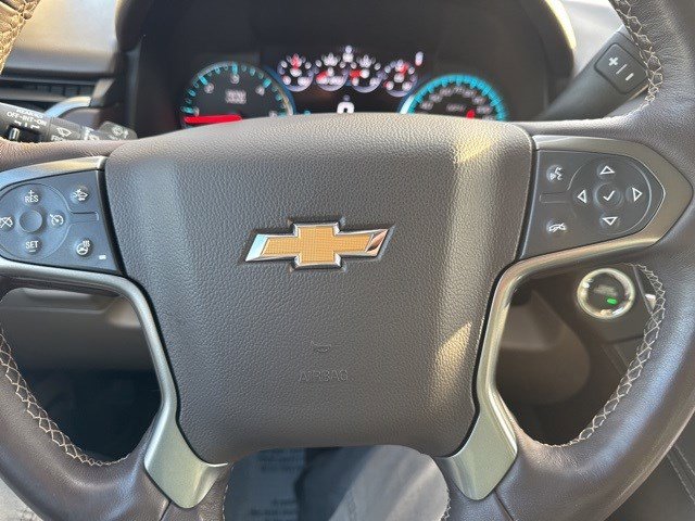 Used 2020 Chevrolet Suburban Premier image 22