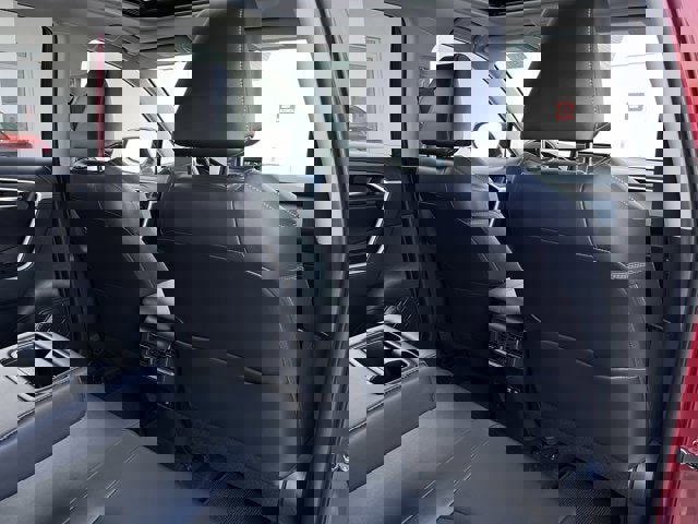 Used 2021 Toyota RAV4 XLE Premium w/ Carpet Mat Package (TMS) image 32