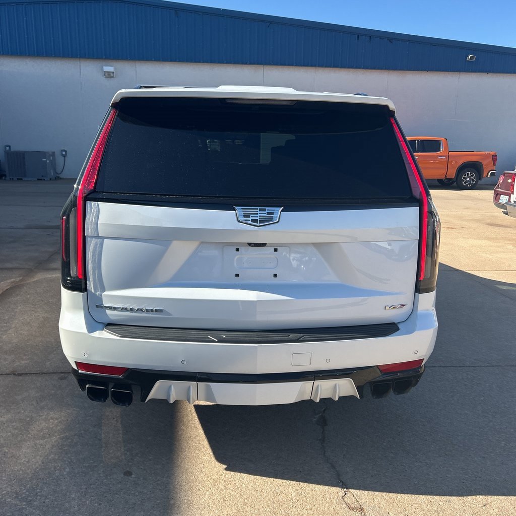 Used 2023 Cadillac Escalade ESV V image 6