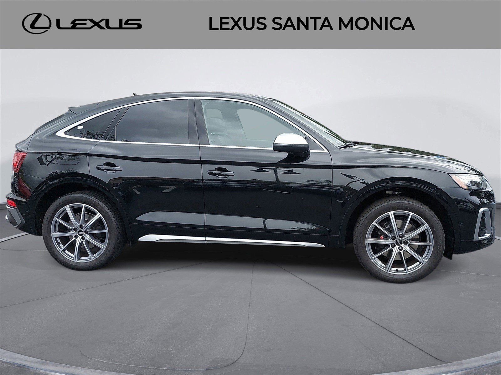 Used 2023 Audi SQ5 Prestige w/ Prestige Package image 5