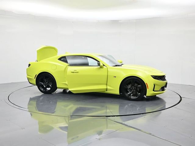 Used 2021 Chevrolet Camaro LT w/ RS Package image 47