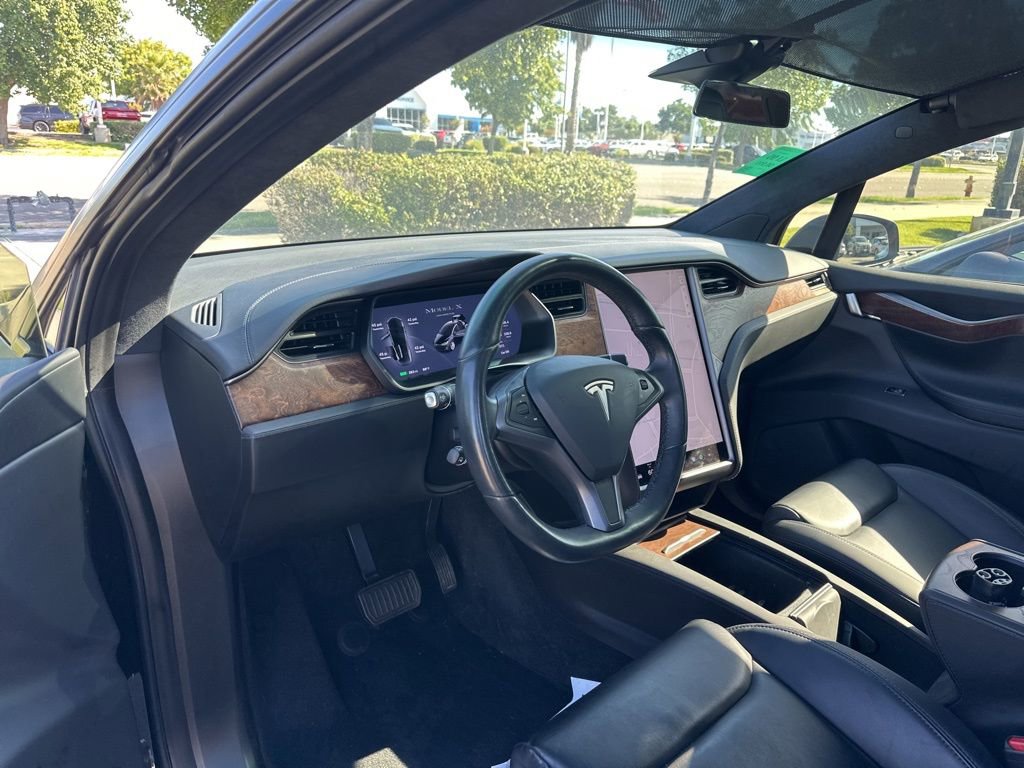 Used 2021 Tesla Model X Long Range AWD/4WD image 9