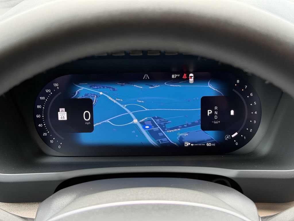 Certified 2025 Volvo XC90 B5 Core AWD/4WD image 21