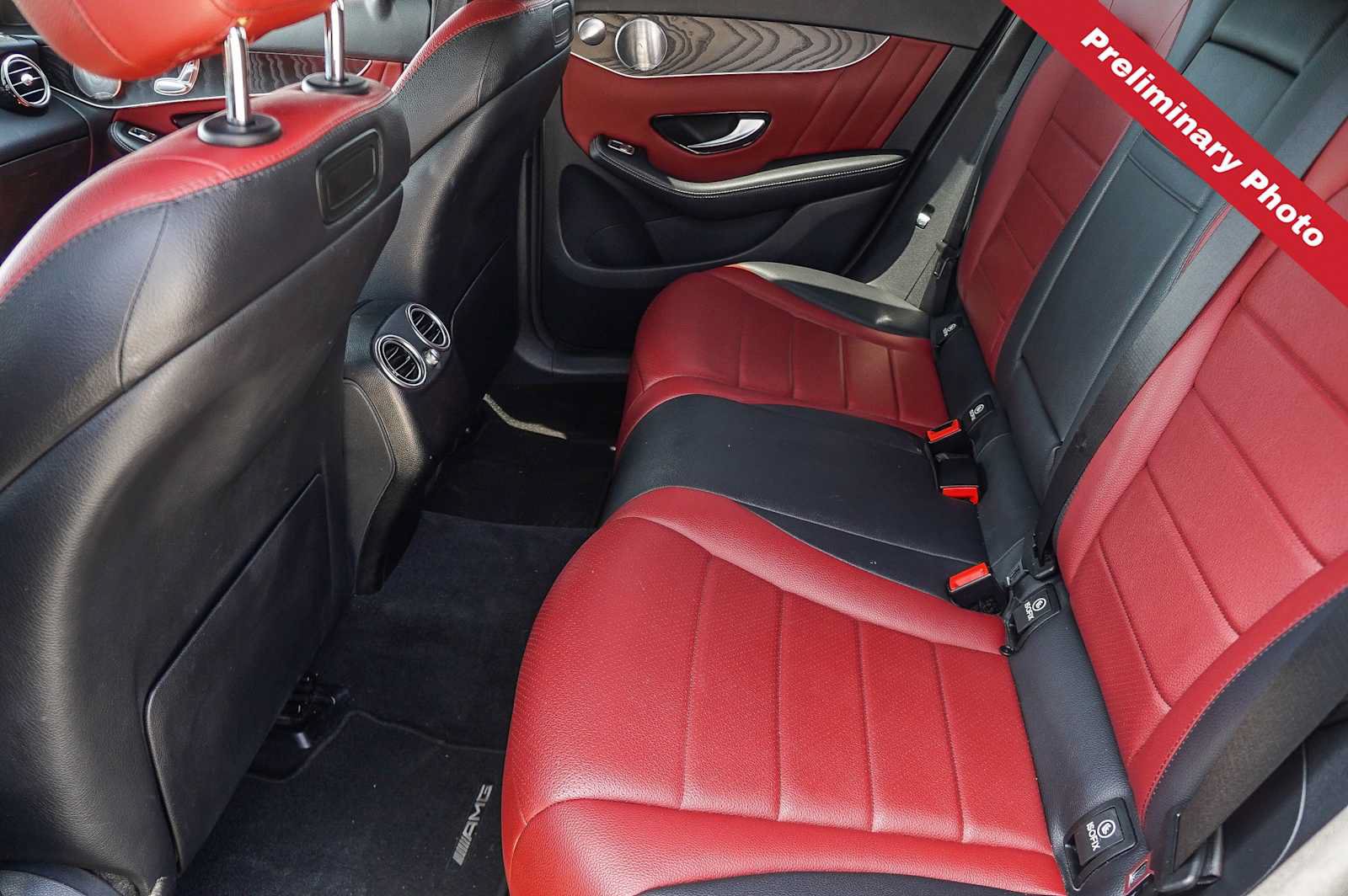 Used 2018 Mercedes-Benz GLC 300 4MATIC Coupe image 13