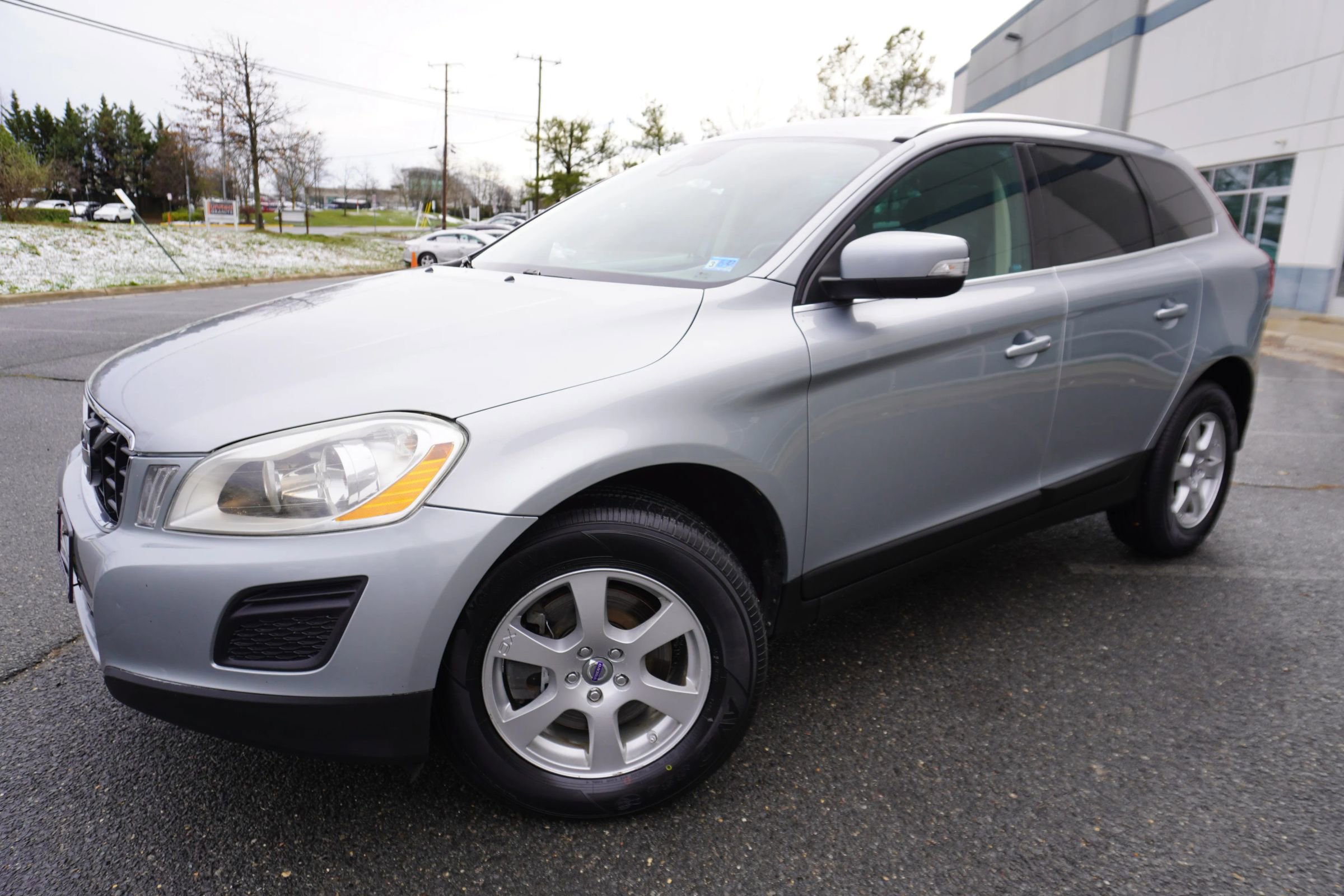 Used 2011 Volvo XC60 3.2 image 3