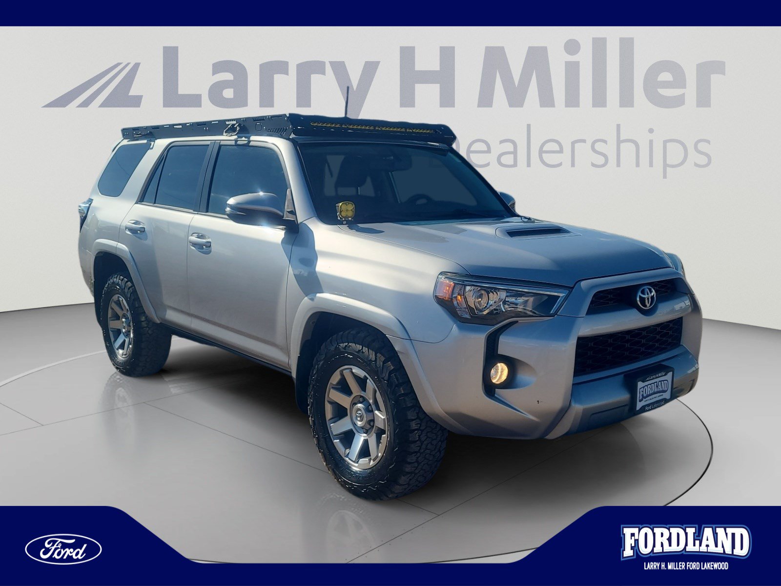 Used 2016 Toyota 4Runner Trail Premium AWD/4WD image 7