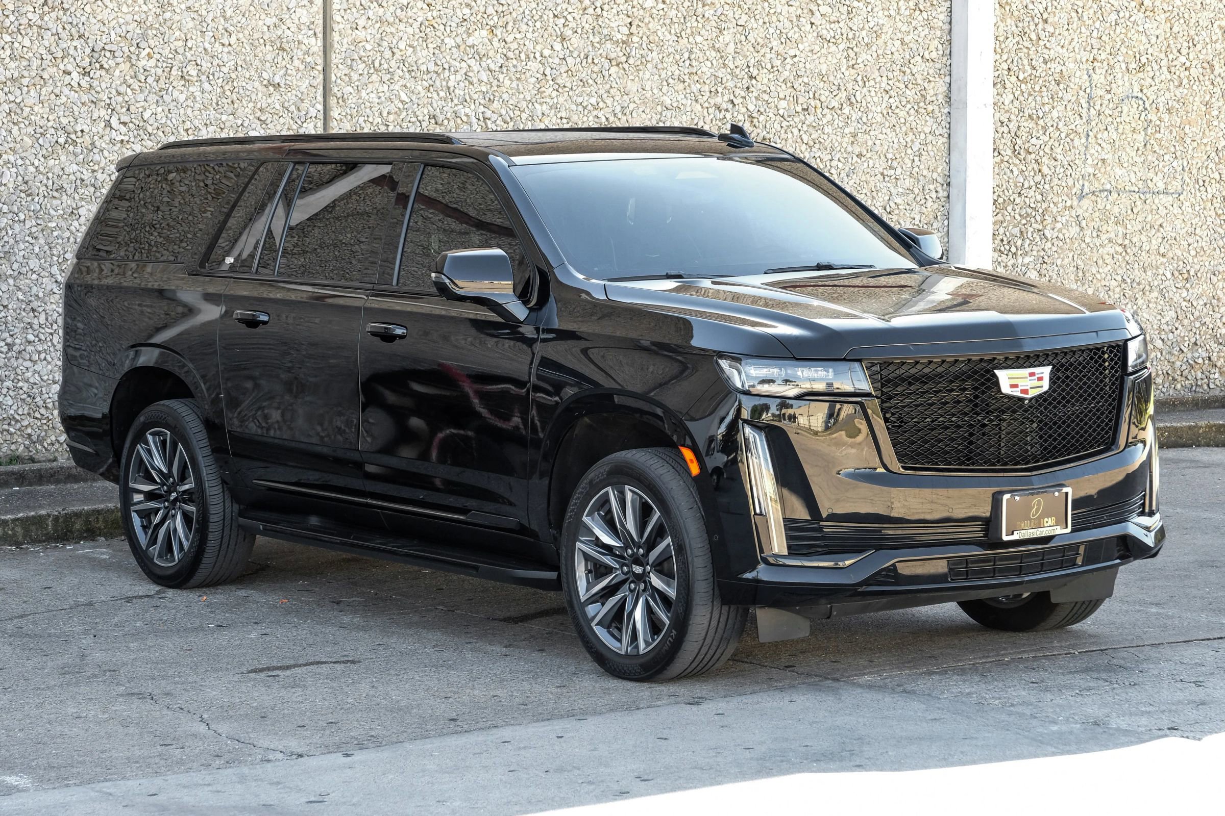 Used 2022 Cadillac Escalade ESV Sport w/ Touring Package AWD/4WD image 9