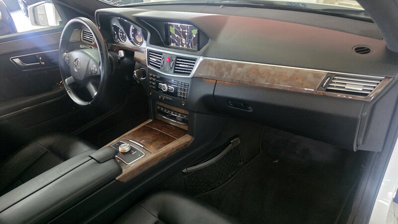 Used 2012 Mercedes-Benz E 350 4MATIC Sedan image 27