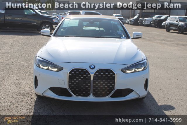 Used 2024 BMW 430i Convertible image 2