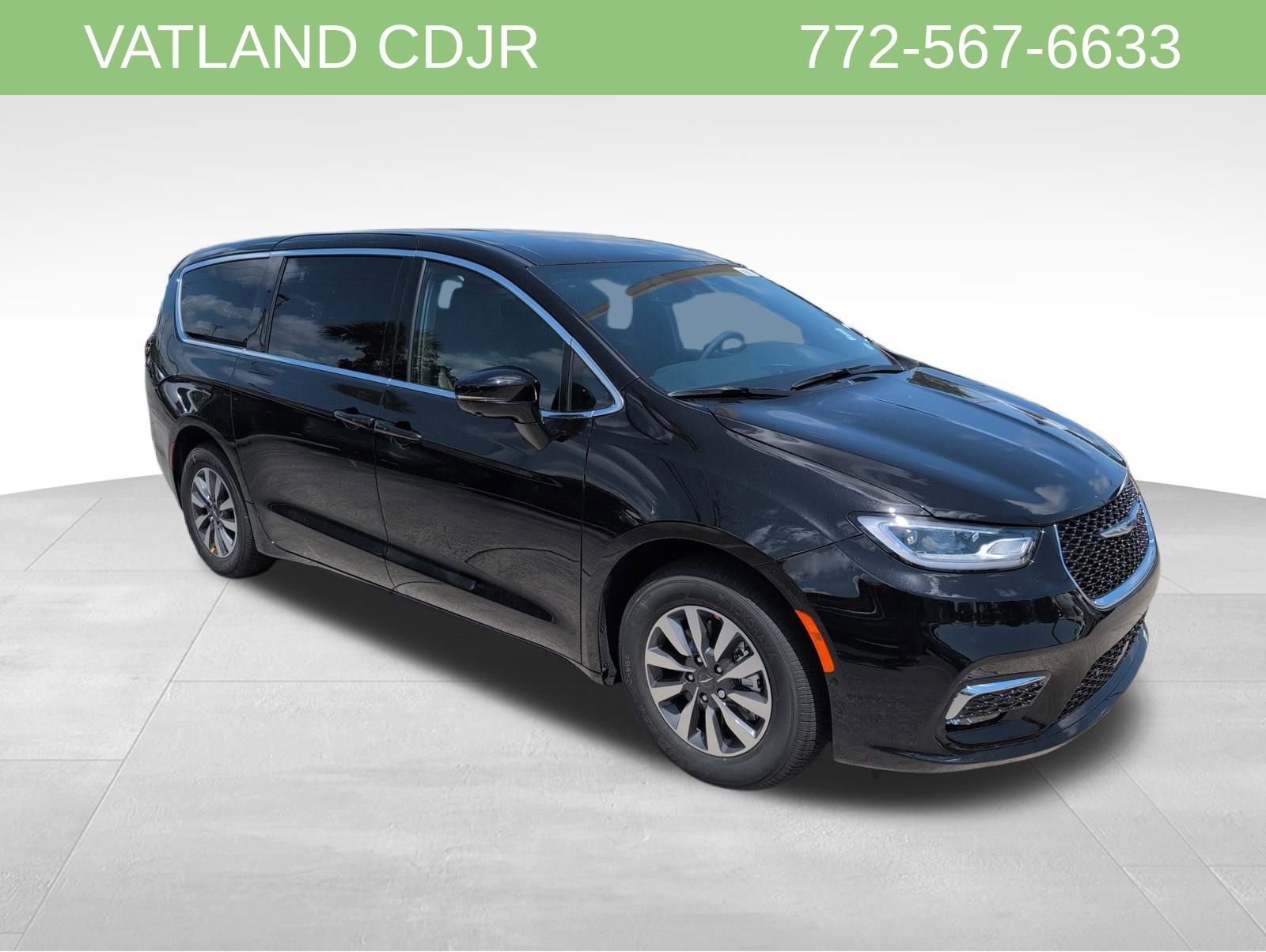 New 2025 Chrysler Pacifica Select