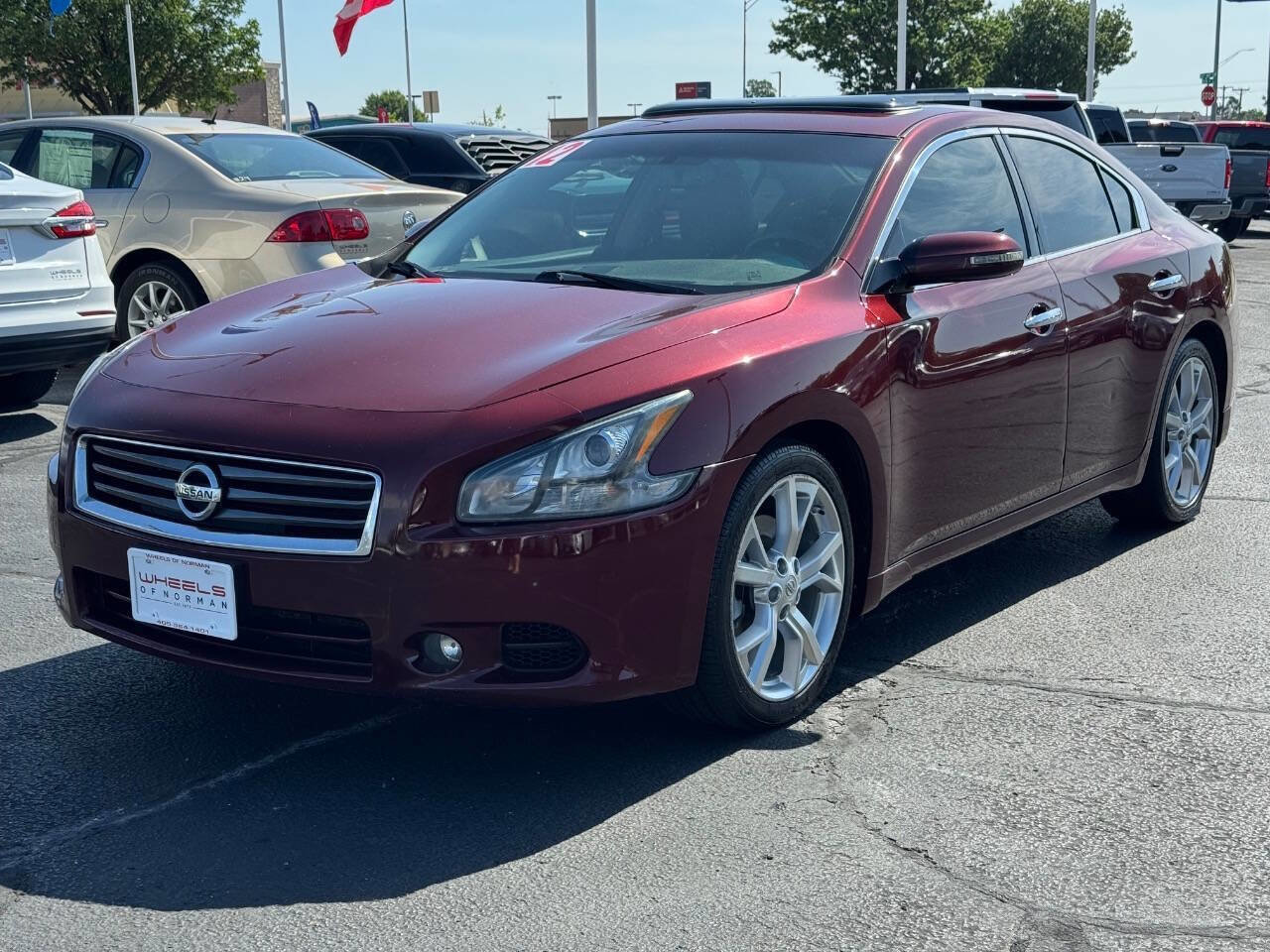 Used 2012 Nissan Maxima 3.5 SV w/ Sport Pkg FWD image 9