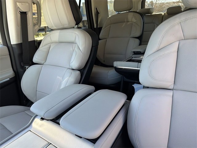 New 2025 Lincoln Navigator Reserve image 21