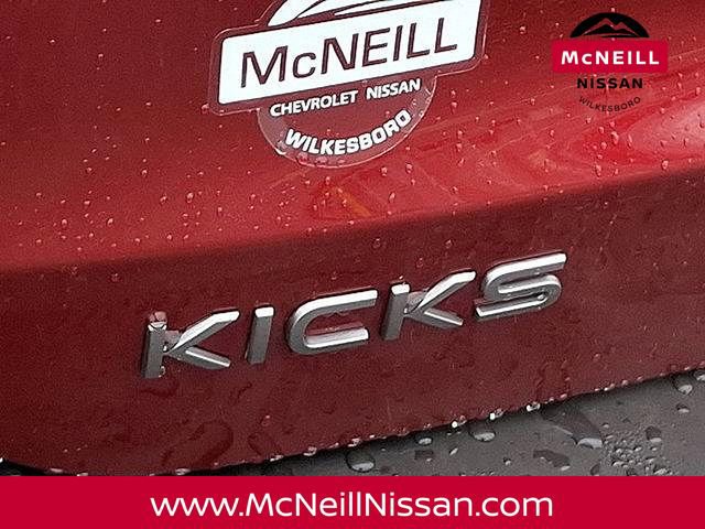 New 2025 Nissan Kicks SV image 6