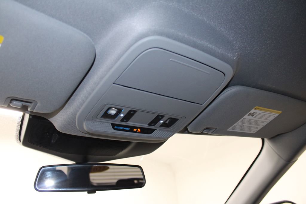 Used 2022 Ford Explorer XLT w/ Equipment Group 202A image 45