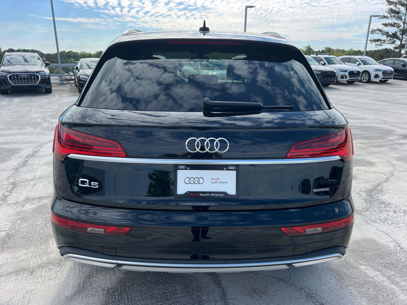 Used 2021 Audi Q5 2.0T Premium w/ Convenience Package AWD/4WD image 6