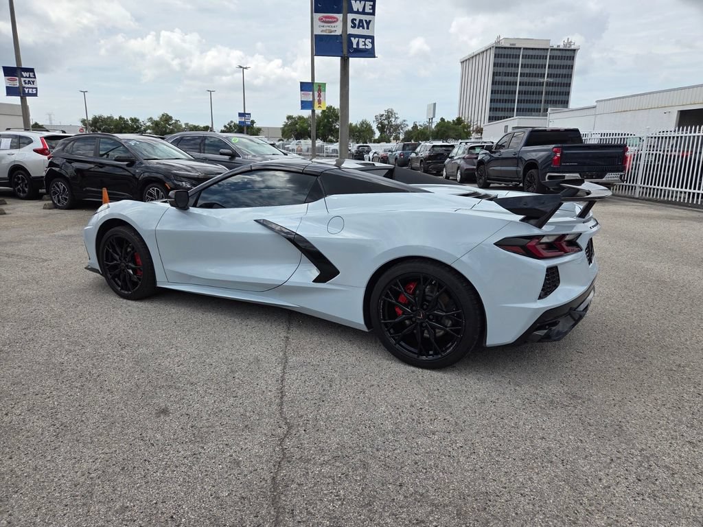 Used 2023 Chevrolet Corvette Stingray Premium Conv w/ Z51 Performance Package RWD image 10