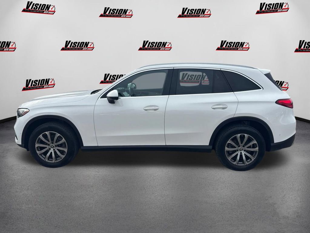 Used 2023 Mercedes-Benz GLC 300 image 8