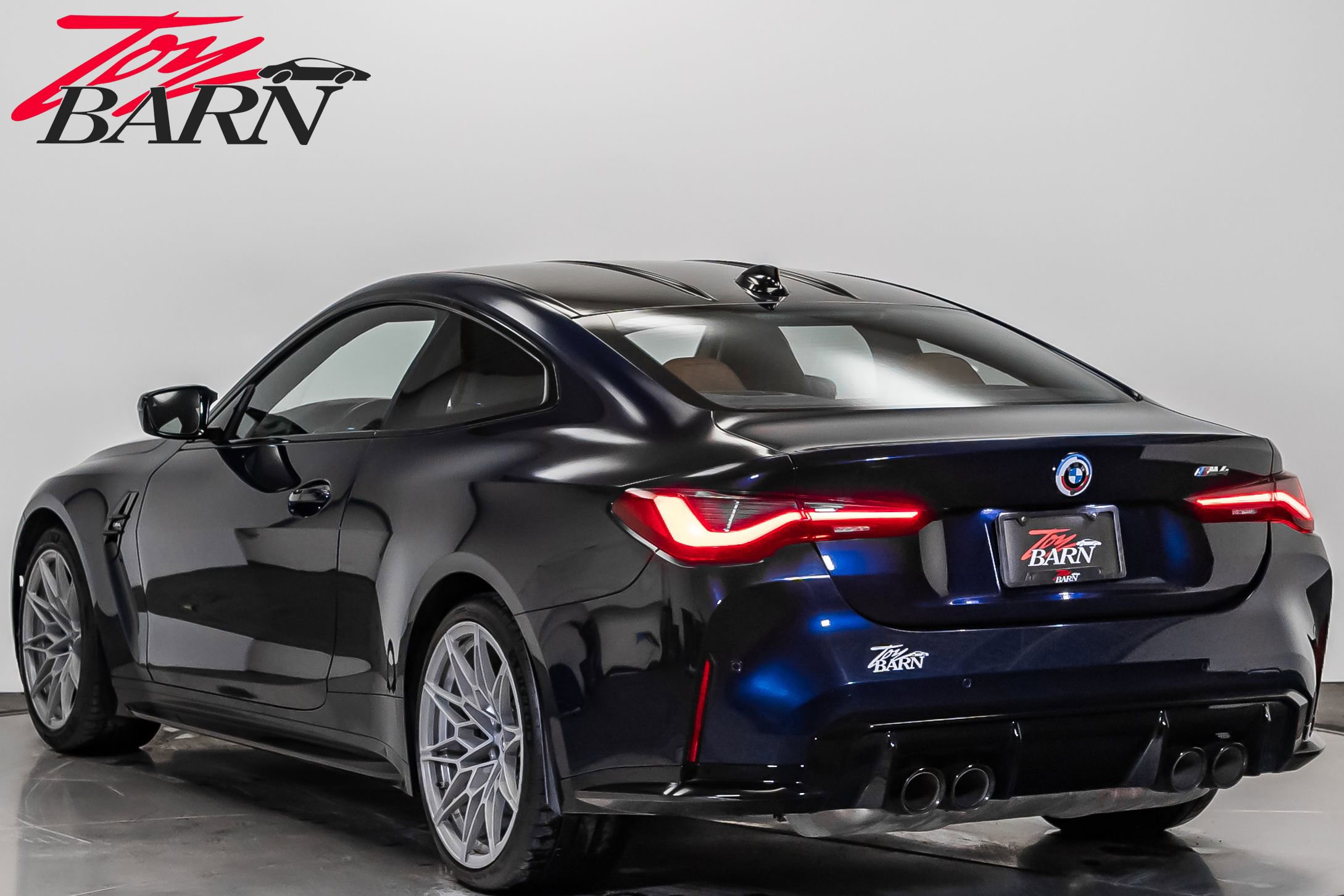 Used 2023 BMW M4 Coupe w/ Executive Package video 3