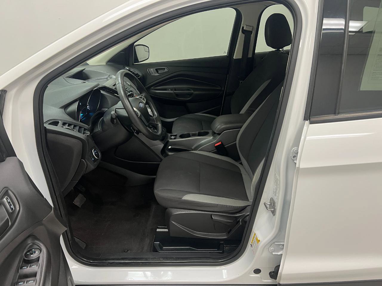 Used 2016 Ford Escape S image 20