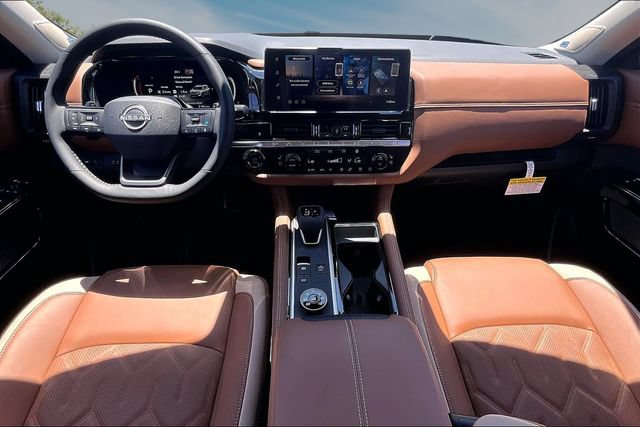 New 2026 Nissan Pathfinder Platinum w/ Lighting Package AWD/4WD image 5