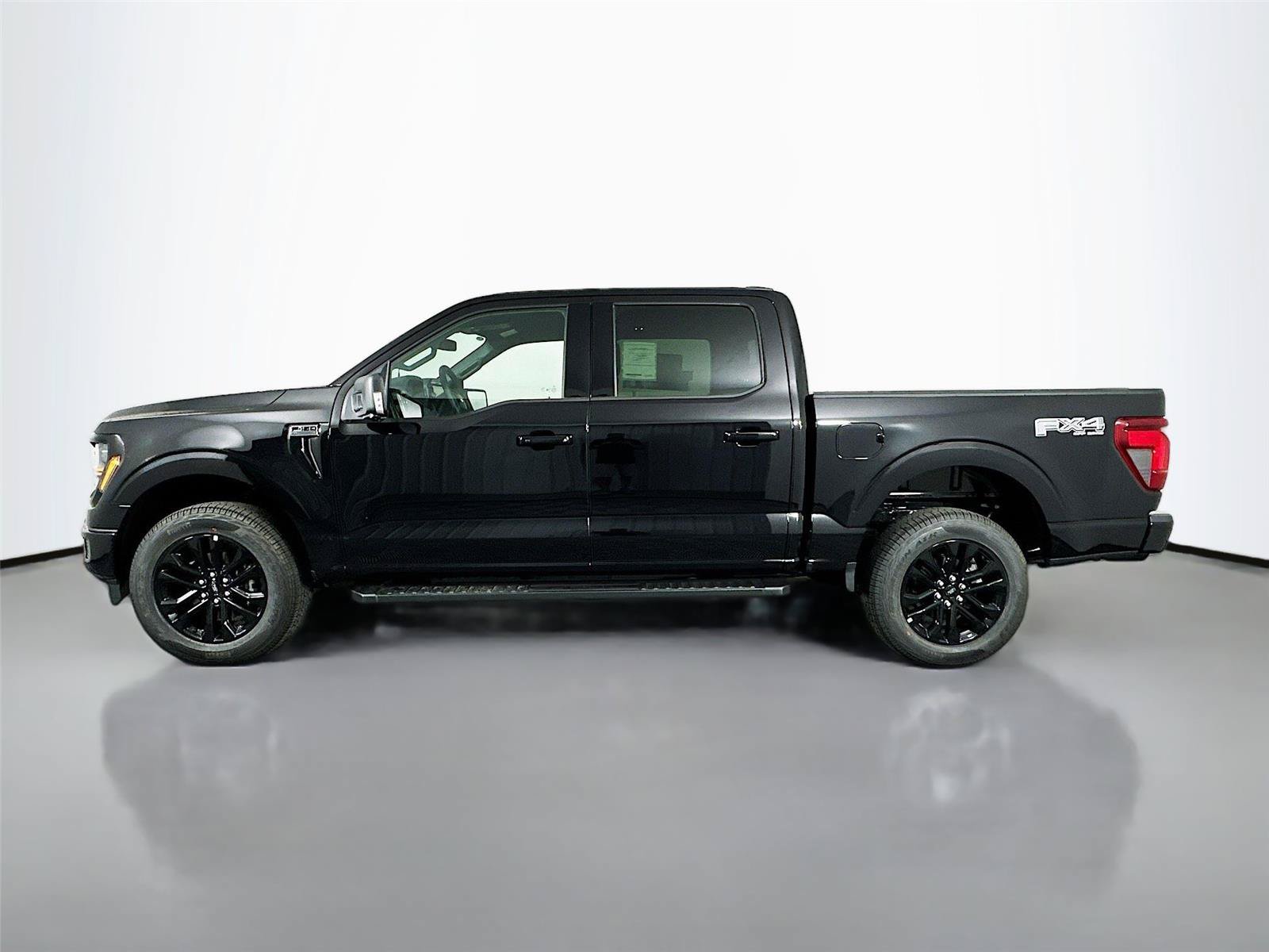 New 2026 Ford F150 XLT w/ Equipment Group 302A MID AWD/4WD image 8