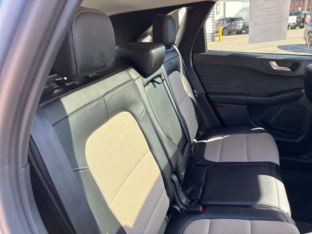Certified 2022 Ford Escape Titanium w/ Titanium Elite Package AWD/4WD image 8