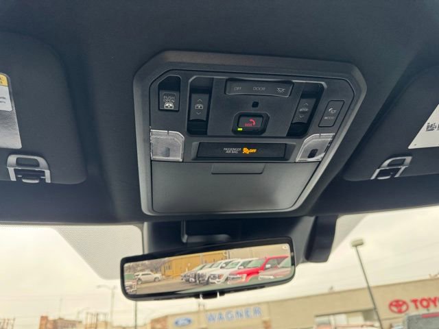 Used 2024 Toyota Tundra Platinum image 31