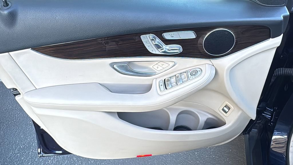 Used 2017 Mercedes-Benz GLC 300 GLC 300 image 18