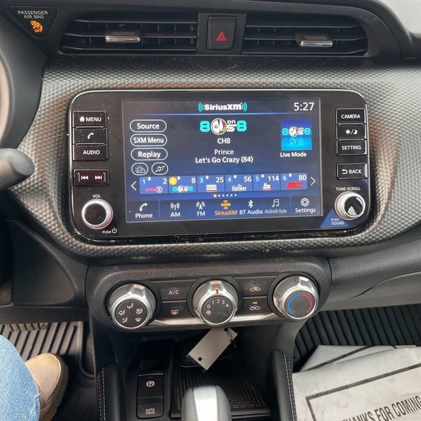 Used 2023 Nissan Kicks SV image 12