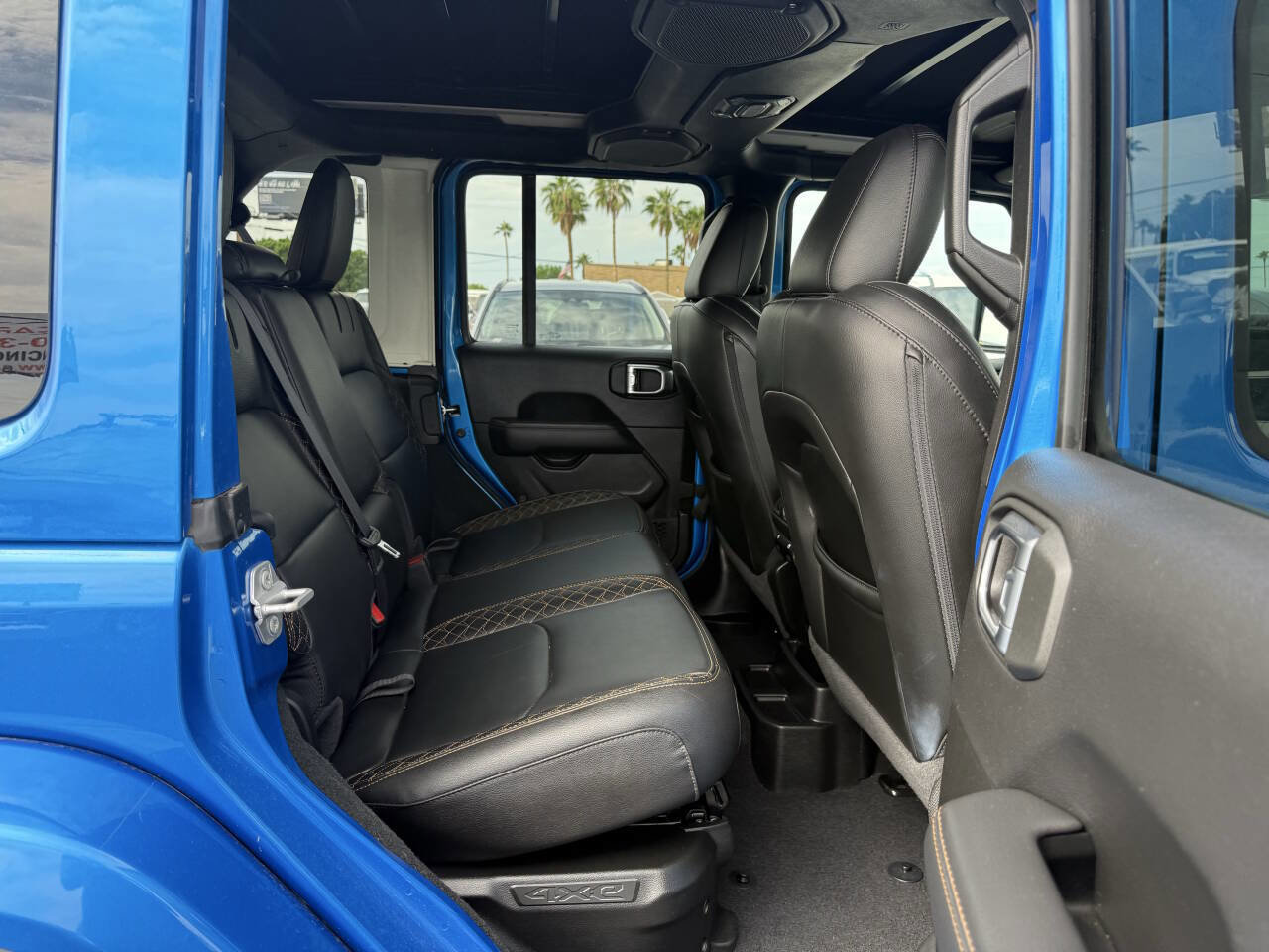 Used 2022 Jeep Wrangler Unlimited Sahara image 43