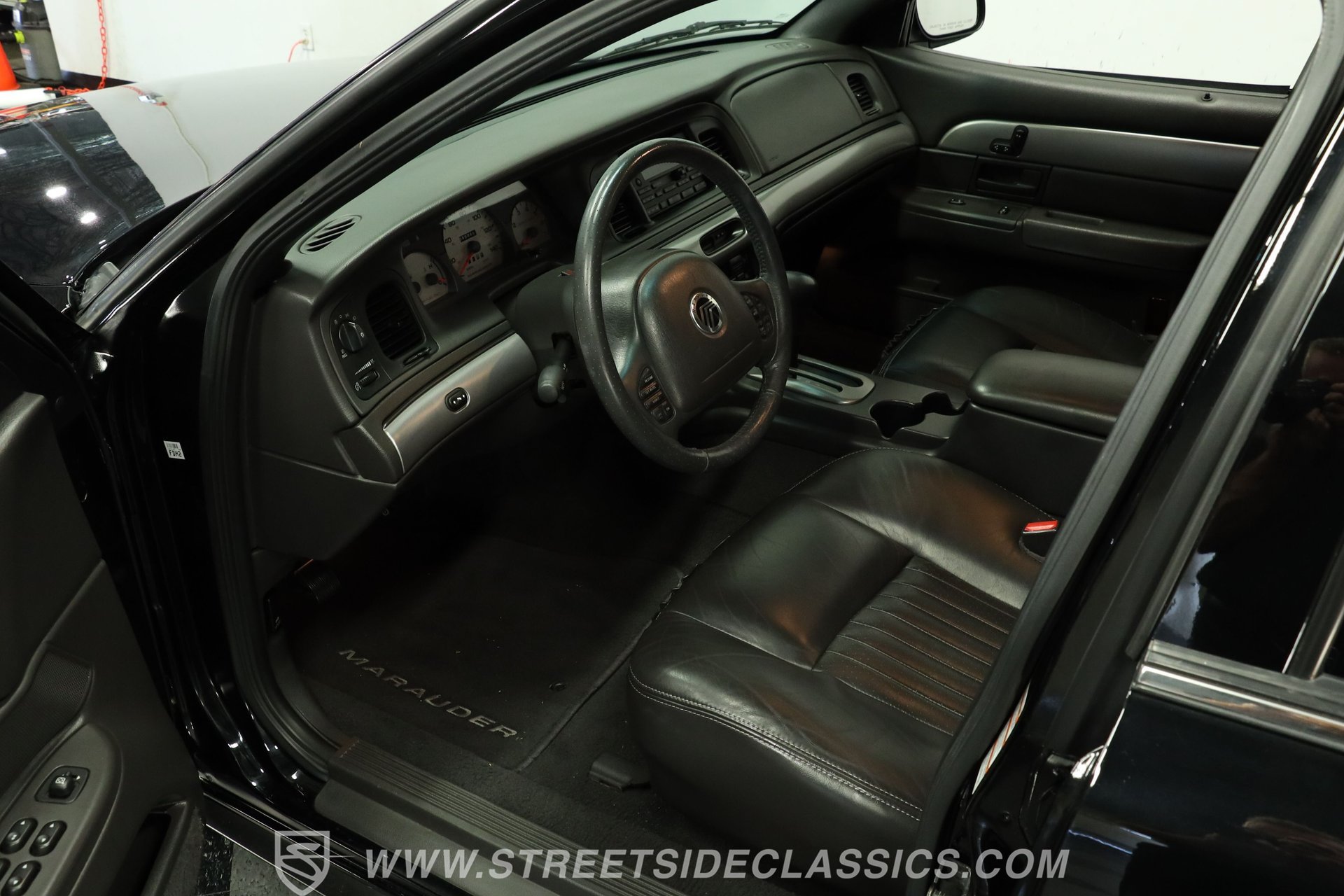 Used 2003 Mercury Marauder RWD image 4