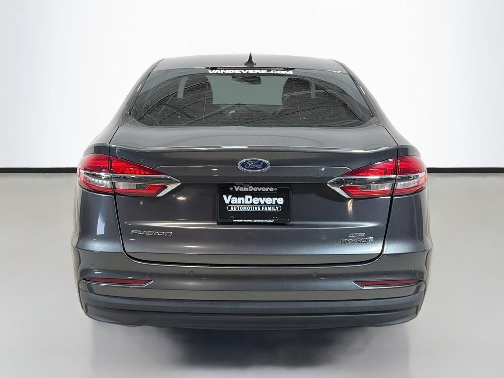 Used 2019 Ford Fusion SE FWD image 8