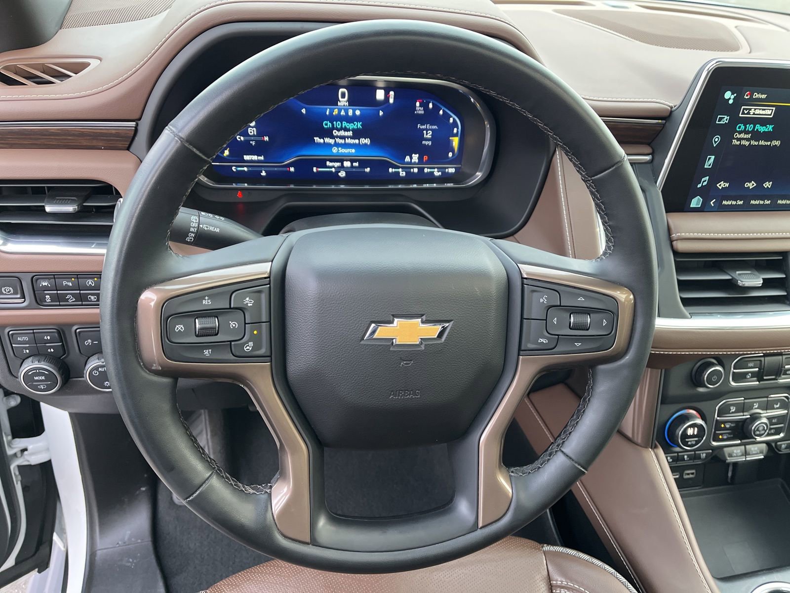 Certified 2023 Chevrolet Tahoe High Country w/ LPO, Illumination Package image 34