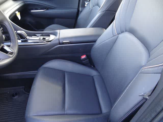 Certified 2026 Toyota Crown AWD/4WD image 8