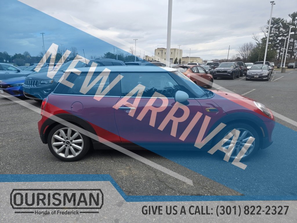 Used 2019 MINI Cooper 2-Door Hardtop image 9